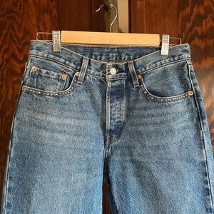 NWOT RARE Levi’s 501 Straight Leg Wedgie Jeans Silver Studded Pockets